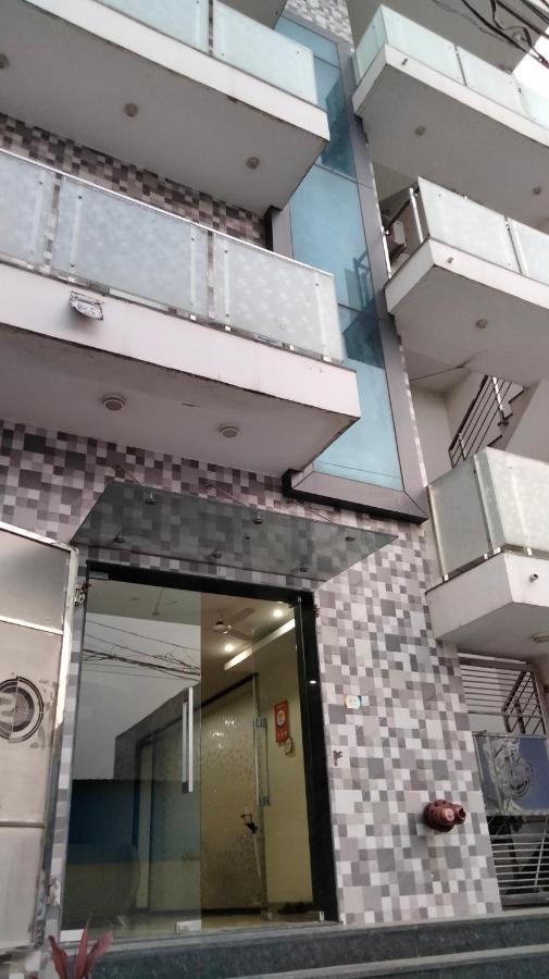 Hotel S.R. Residency Zirakpur Zewnętrze zdjęcie