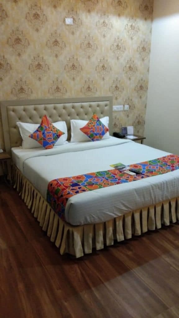 Hotel S.R. Residency Zirakpur Zewnętrze zdjęcie