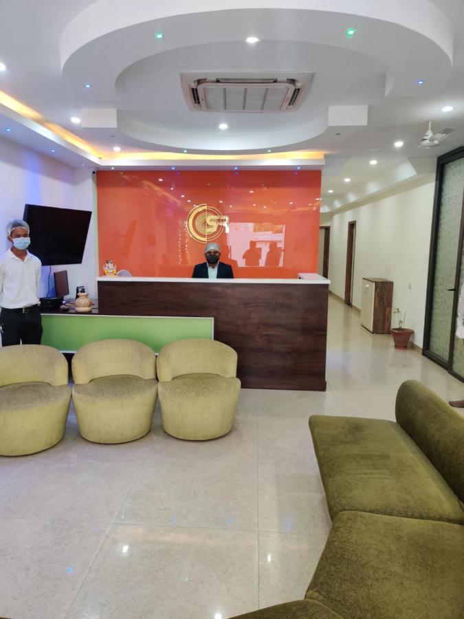 Hotel S.R. Residency Zirakpur Zewnętrze zdjęcie
